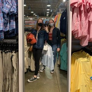 Meet your Posher, Olivia